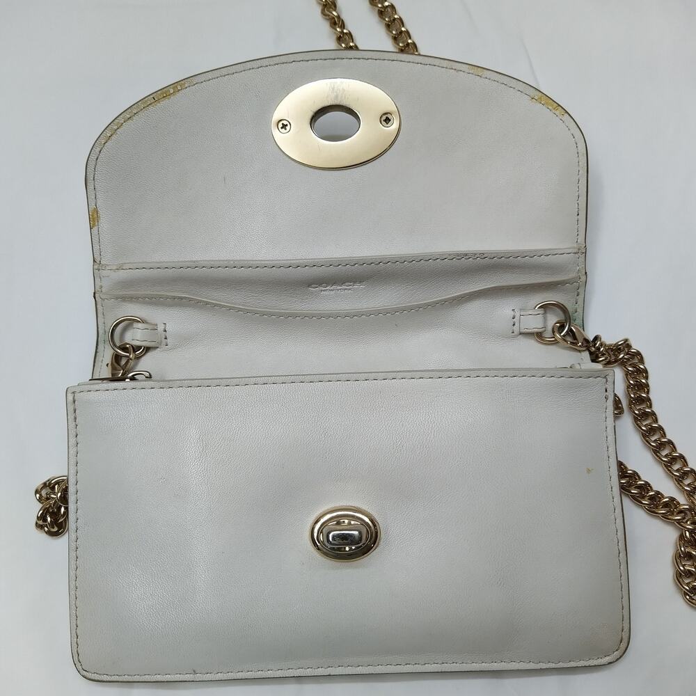 Coach Ivory Leather Chain Strap Turnlock Flap Closure Crossbody Bag - Picture 9 of 16